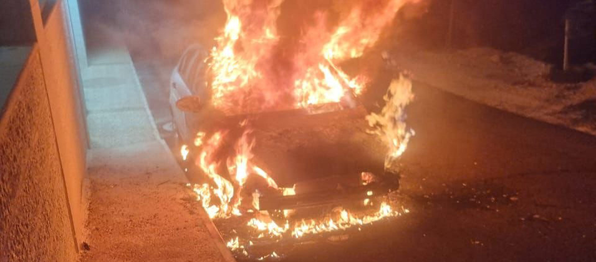 Lors d'une nouvelle attaque des colons israéliens à Taybeh, plusieurs voitures ont été incendiées et des graffitis haineux ont été découverts  | DR 
