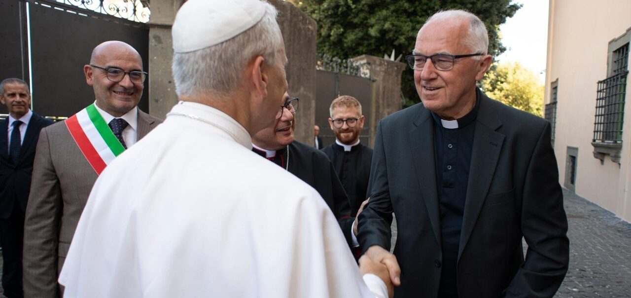 Le prêtre polonais Tadeusz Rozmus est curé de Castel Gandolfo, la localité où se trouve la résidence d'été des papes, depuis 2021 | © Vatican Media