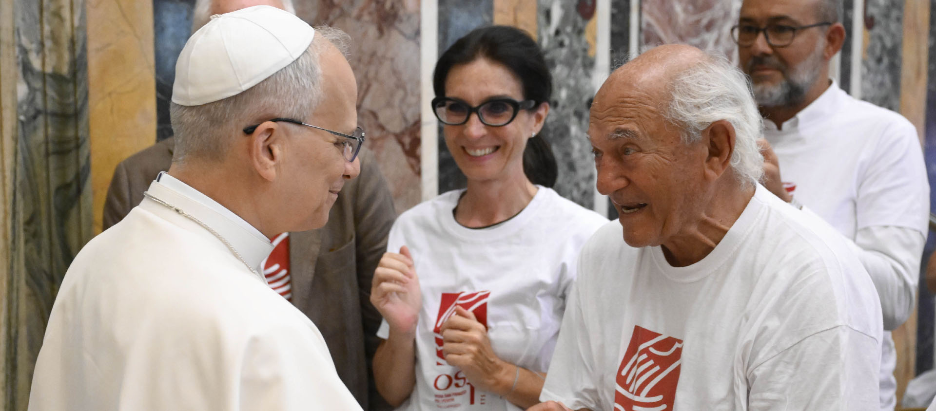 Le pape Léon XIV a rencontré le 1er septembre 2025 des membres de l'organisme L’Opera San Francesco per i Poveri | © Vatican Media