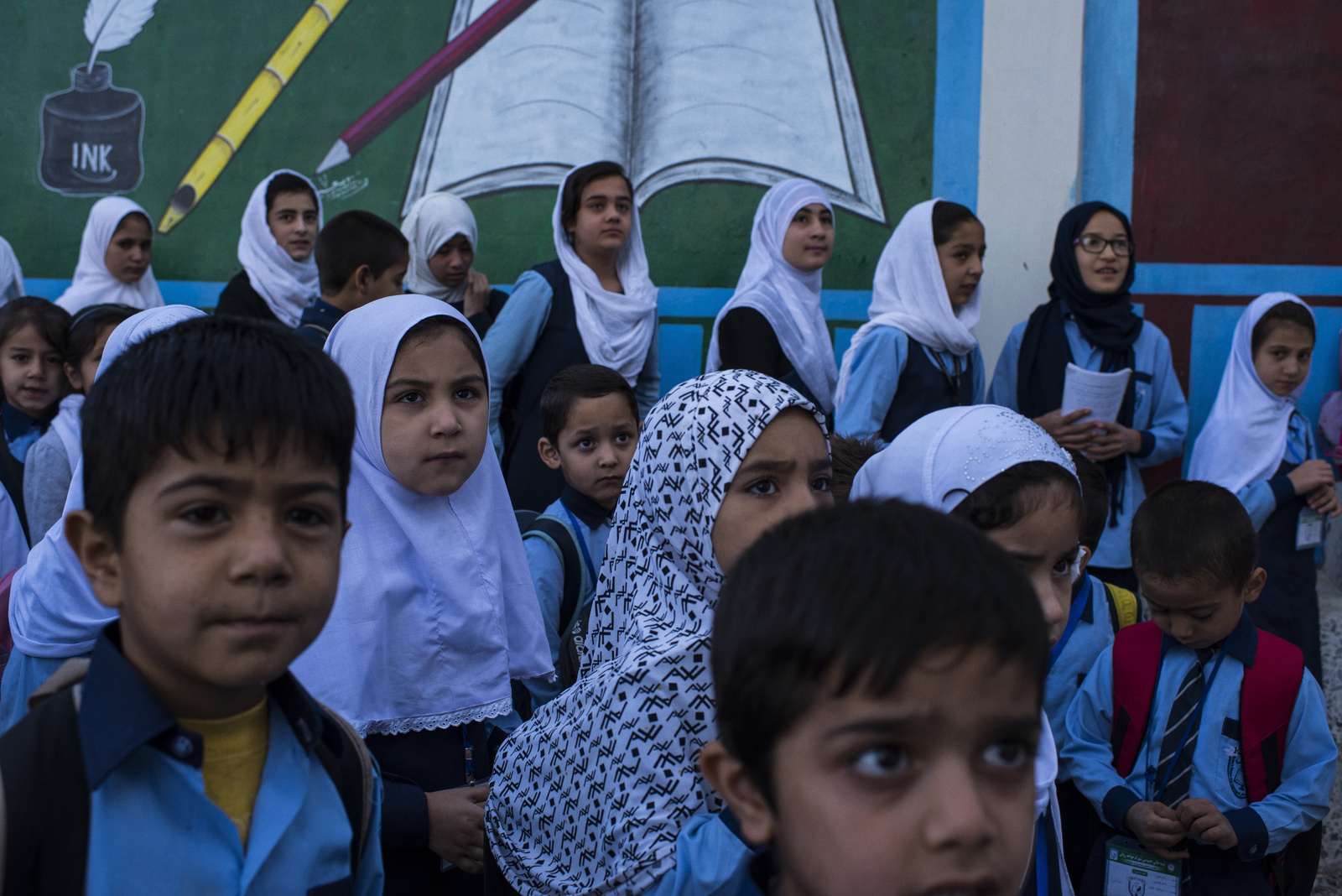 Écoliers et écolières à Kaboul, septembre 2017. Une image comme on n'en voit plus en Afghanistan | © KEYSTONE / Agence VU / Andrew Quilty