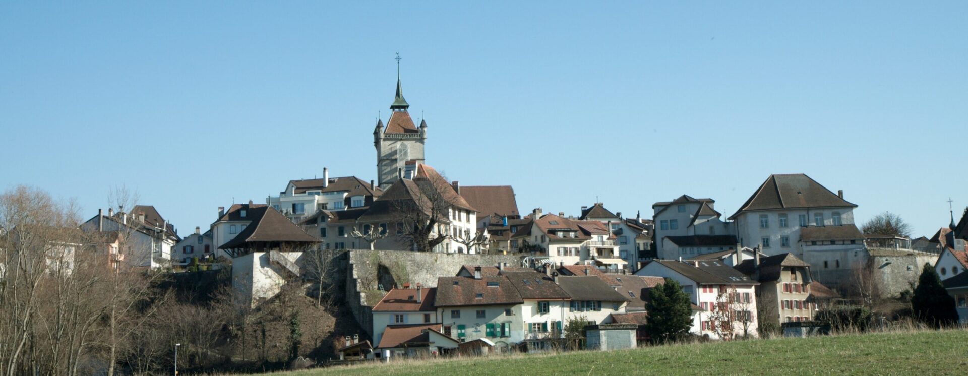 Vue de la collégiale St-Laurent d'Estavayer-le-Lac, dans le canton de Fribourg  | © ClearFrost/Flickr/CC BY-SA 2.0