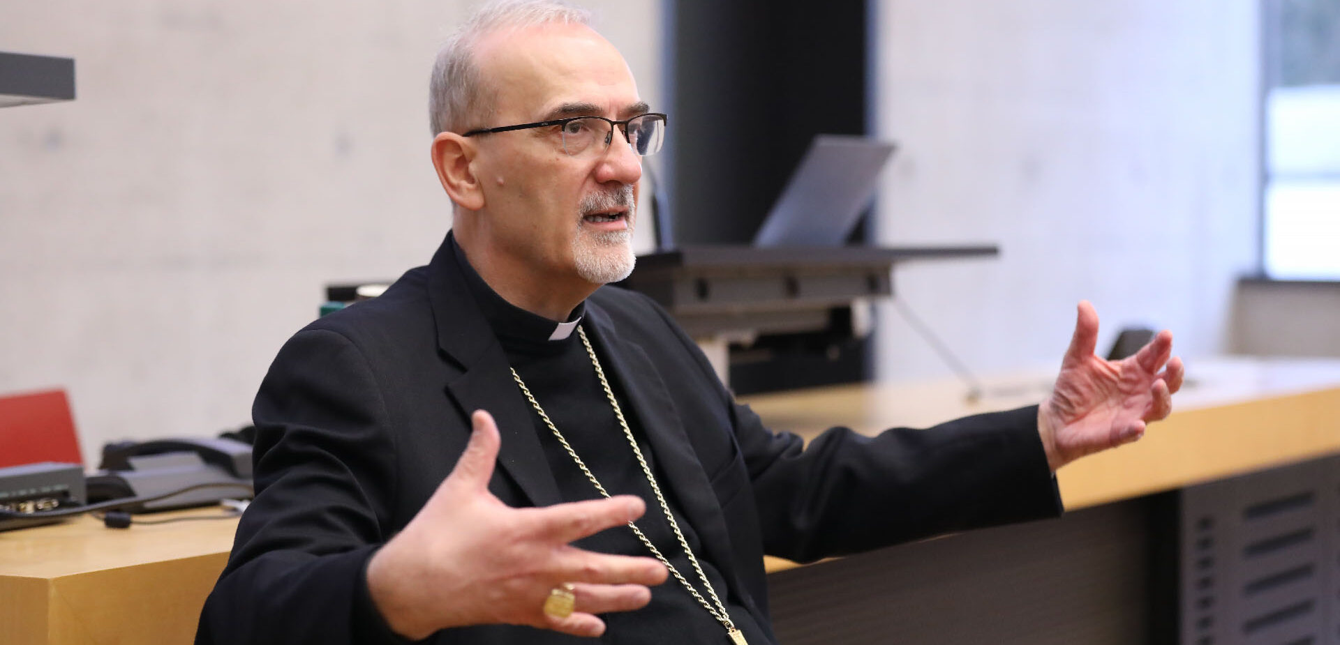 Le cardinal Pierbattista Pizzaballa a parlé à l'Université de Fribourg de son vécu en tant que patriarche latin de Jérusalem | © Bernard Hallet