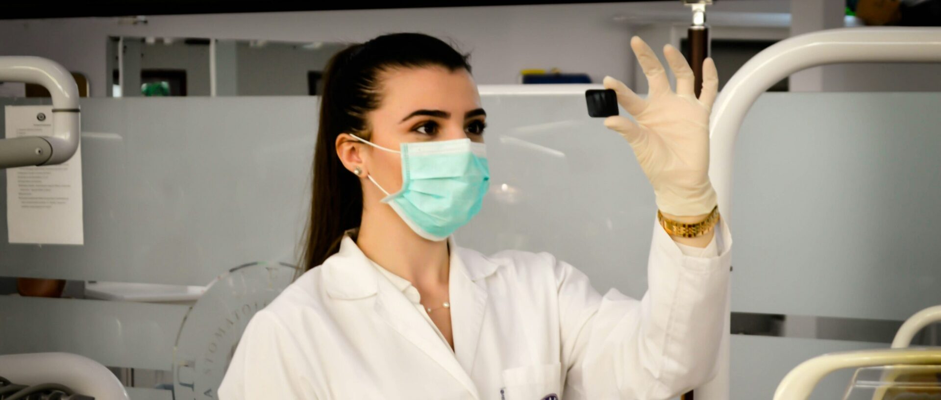 Léon XIV s’inquiète du «potentiel destructeur de la technologie – et même de la recherche médicale – lorsqu’elles se mettent au service d’idéologies antihumaines" | © Ani Kolleshi/Unsplash