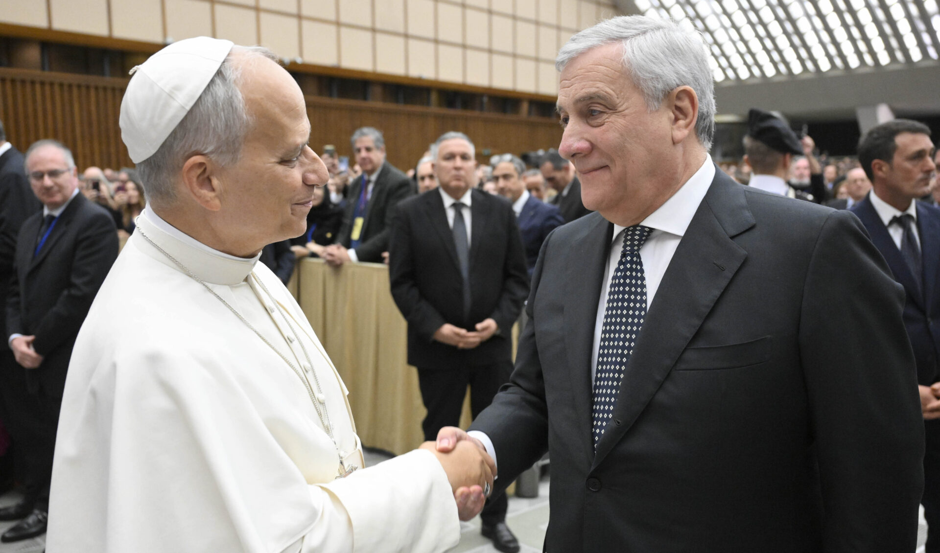 Le pape Léon XIV et le ministre italien des Affaires étrangères Antonio Tajani, 13 décembre 2025 | © Vatican media