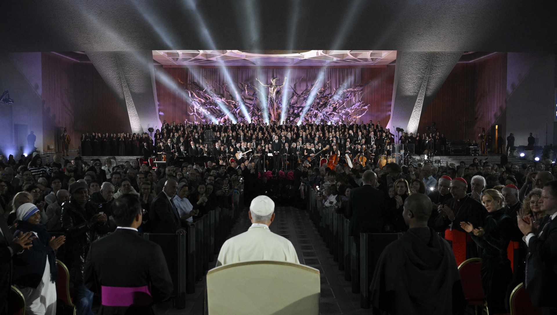 Concert avec les pauvres à l'aula Paul VI du Vatican | Vatican Media 