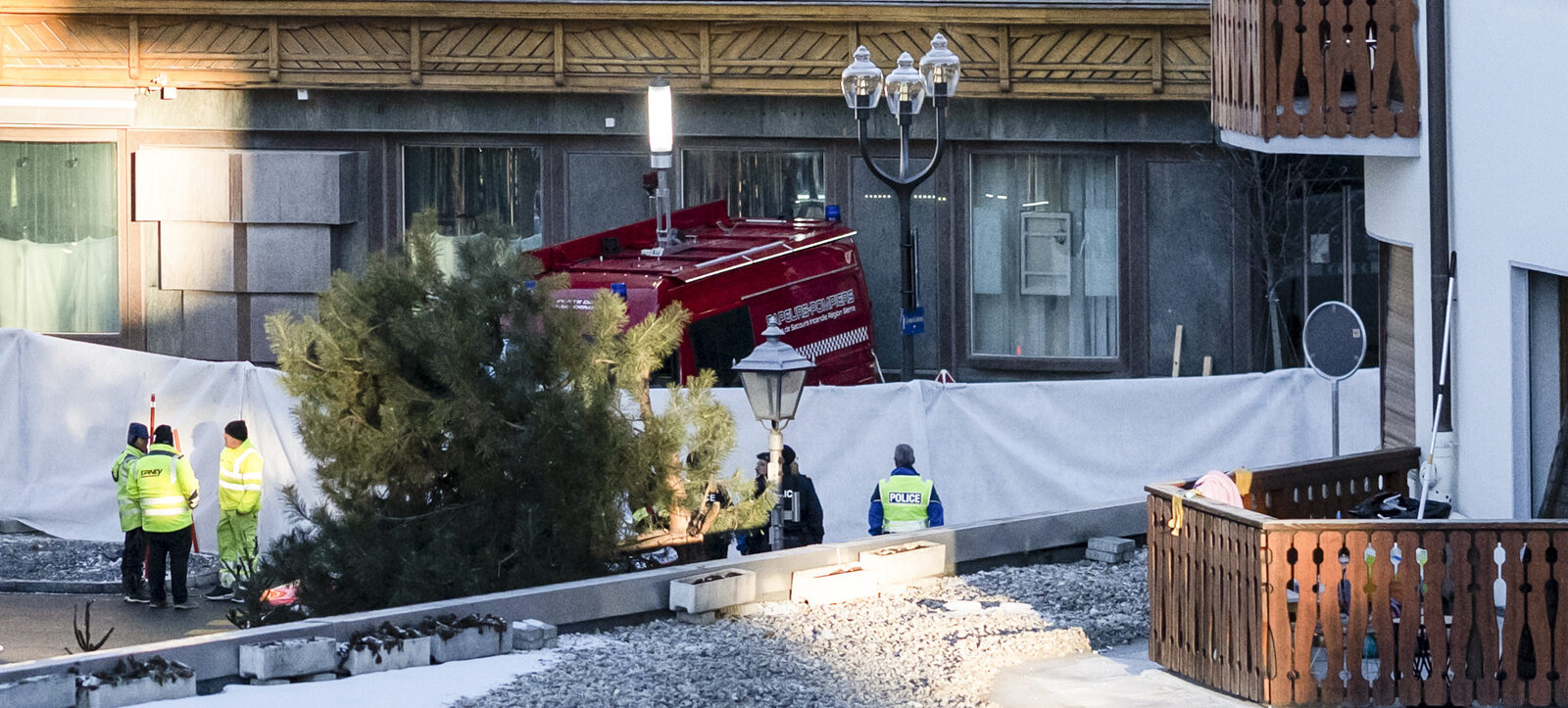 Des dizaines de personnes auraient trouvé la mort dans le bar Le Constellation de Crans-Montana, le 1er janvier 2026 | © KEYSTONE/Alessandro della Valle