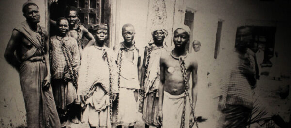 Marché aux esclaves de Zanzibar, au XIXe siècle, détail | Wikimedia Commons/Daviet cassien/Domaine public