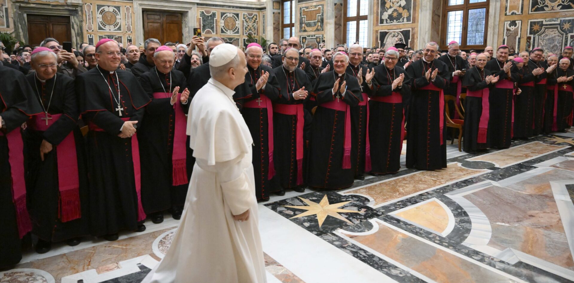 Le pape Léon XIV a rencontré le 2 mars 2026 les représentants de deux facultés de théologie italiennes | © Vatican Media