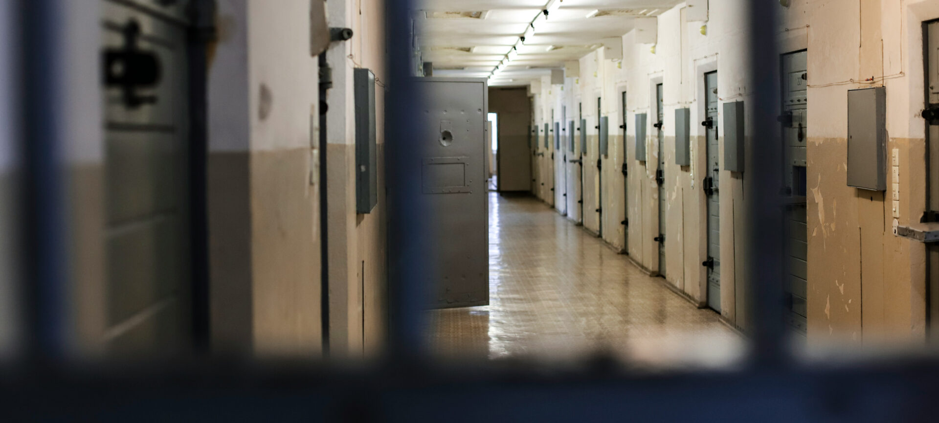 La prison est un microcosme où l'aumônier est loin de jouer un rôle secondaire | © Matthew Ansley/Unsplash