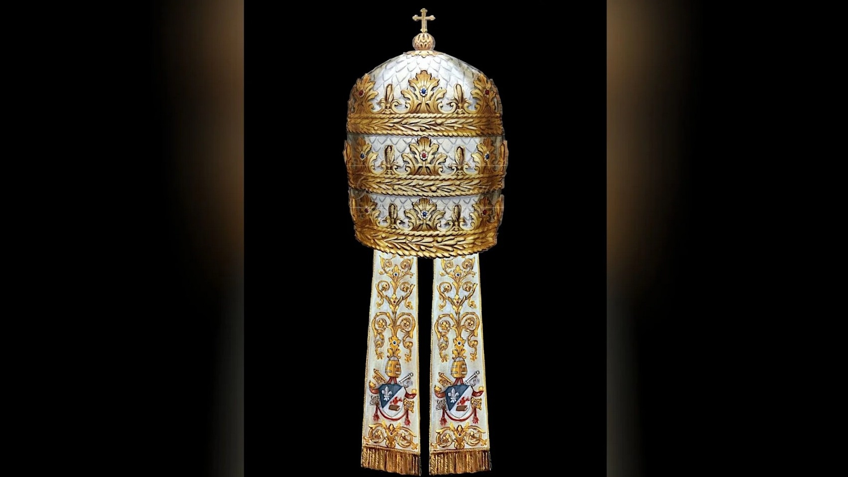 La tiare sera fabriquée par le joaillier et artiste maltais Gabriel Farrugia | DR 