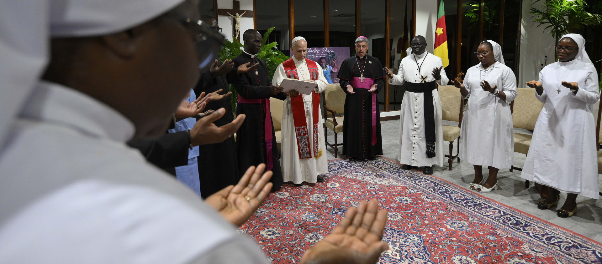 A la dernière minute, le pape a rencontré neuf personnes représentant plus de 250 congrégations religieuses actives au Cameroun. | © Vatican Media