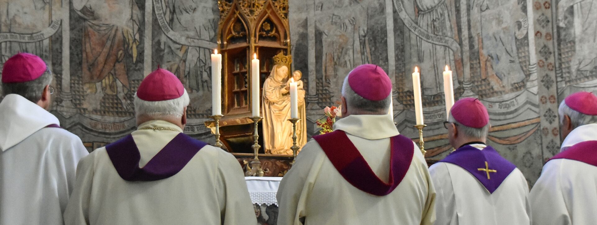 En 2016, les évêques suisses ont organisé une cérémonie de pénitence en faveur des victimes d’abus sexuels dans le contexte ecclésial , à Valère (VS) | © Maurice Page