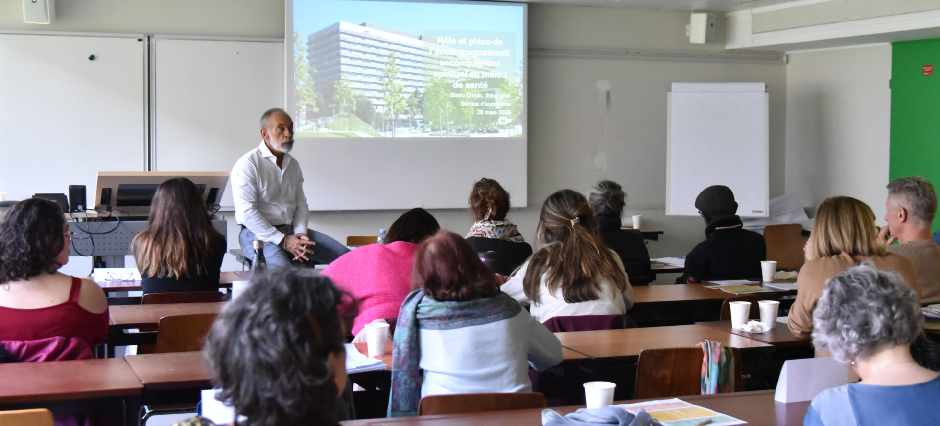 Mario Droin, responsable de l’accompagnement spirituel au CHUV, a présenté sa pratique lors de la formation "Soins et spiritualité", proposée par la Haute école de santé-Vaud (HESAV)  | © Raphaël Zbinden
